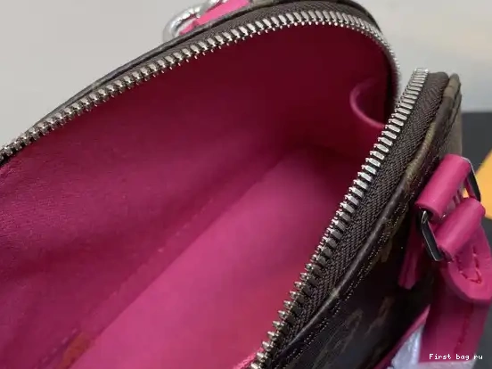 First bag ru LOUIS Alma-18*12*8cm Nano VUITTON 0607